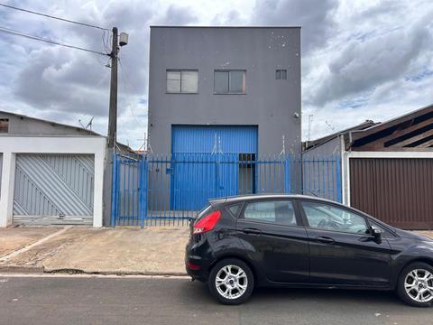 Barracão à venda e para alugar em Limeira, Parque Residencial Aeroporto, com 173 m²